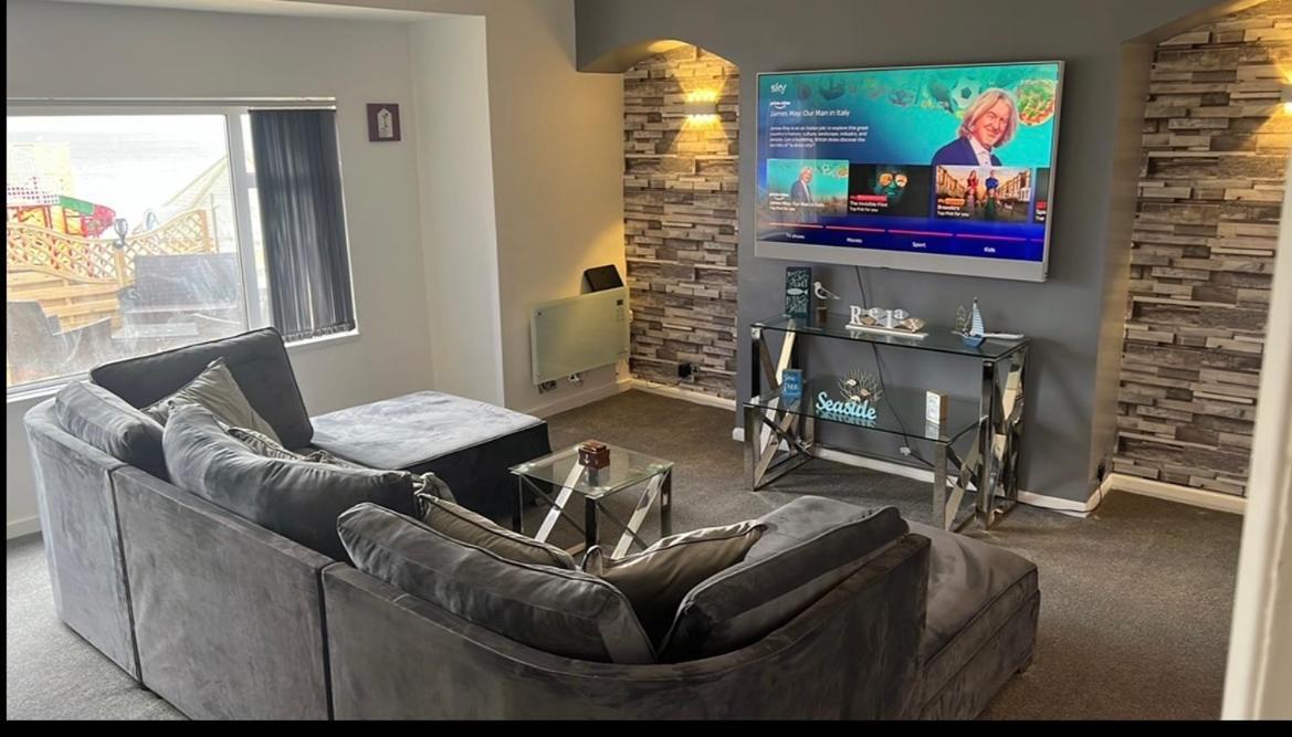 Sea View Lavish Apartment Sky Tv Whirlpool Bath Huge Balcony Newly Refurbished Bridlington Zewnętrze zdjęcie
