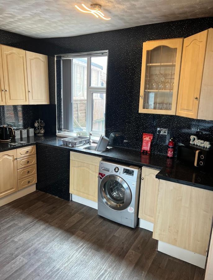 Sea View Lavish Apartment Sky Tv Whirlpool Bath Huge Balcony Newly Refurbished Bridlington Zewnętrze zdjęcie