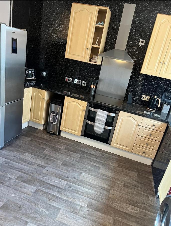 Sea View Lavish Apartment Sky Tv Whirlpool Bath Huge Balcony Newly Refurbished Bridlington Zewnętrze zdjęcie